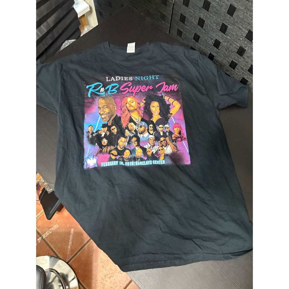 Gildan R&B super jam concert Tshirt size Large